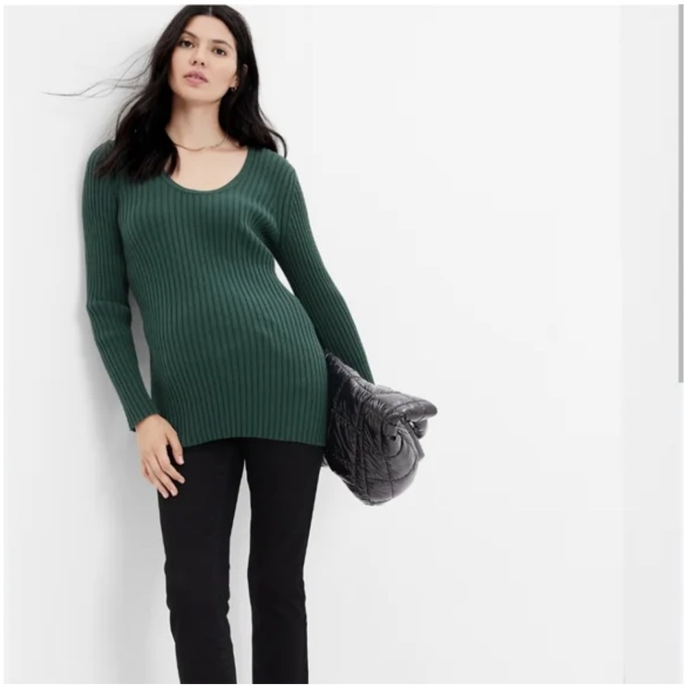 Gap maternity sweater